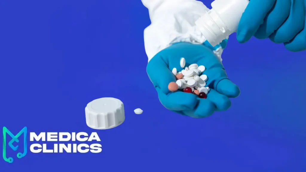 الفرق بين العلاج الثلاثي والرباعي لجرثومة المعدة
