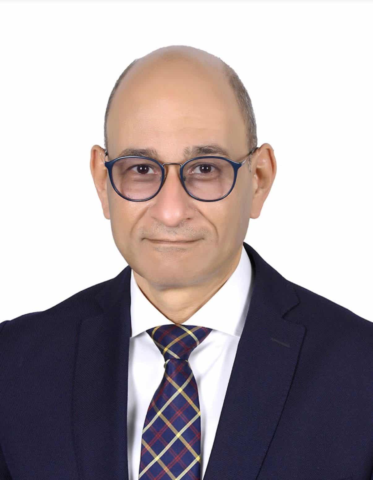 البروفيسور ياسر البطراوي